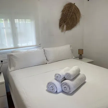 Casa Contemporanea En La Serrania Holiday home Pedralba