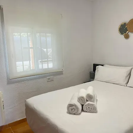 Casa Contemporanea En La Serrania *