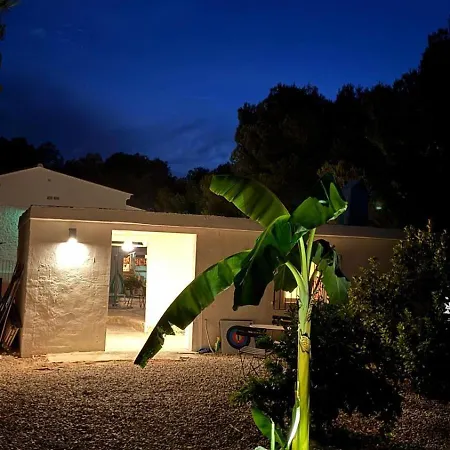 Casa Contemporanea En La Serrania *