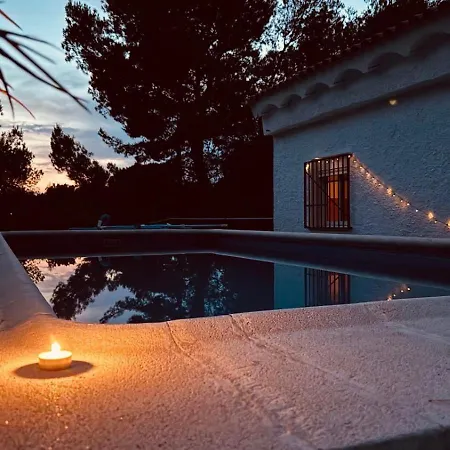 Casa Contemporanea En La Serrania